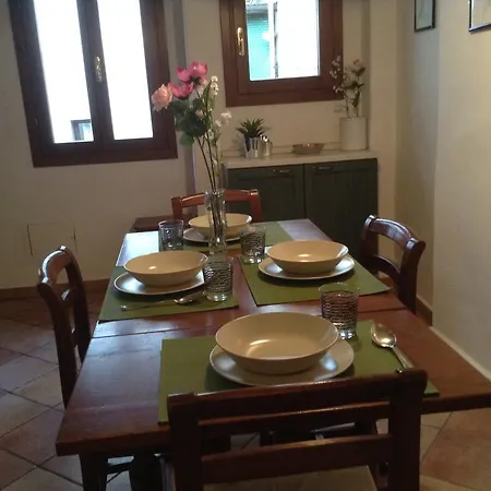 Vellutini Number One Apartamento *